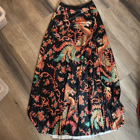 NWOT Dragon Rising Velvet Single Split Maxi Skirt, Blackmilk size small - Picture 9 of 10